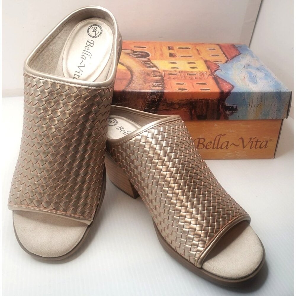 Bella Vita Alivia Women's Sandals 8M Champagne Mule 2" Block Heel NEW - Picture 2 of 8